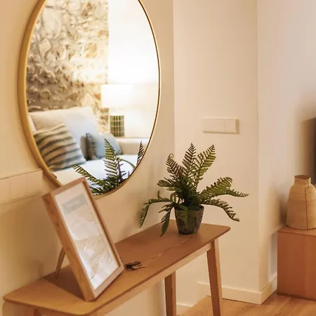 Bravissimo Ballesteries 34, Heart Of The Barri Vell Χιρόνα