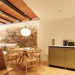 Апартаменты Bravissimo Ballesteries 34, Heart Of The Barri Vell Жирона