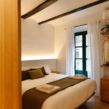 Bravissimo Ballesteries 34, Heart Of The Barri Vell *