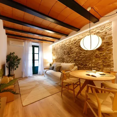 Bravissimo Ballesteries 34, Heart Of The Barri Vell *