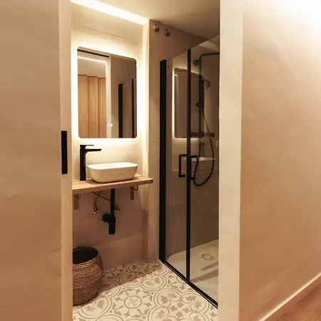 Bravissimo Ballesteries 34, Heart Of The Barri Vell Appartement *