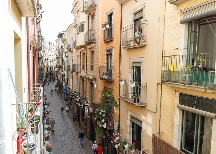 Bravissimo Ballesteries 34, Heart Of The Barri Vell * Gerona