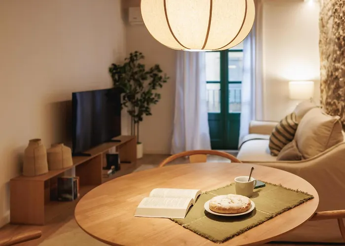 Апартаменты Bravissimo Ballesteries 34, Heart Of The Barri Vell *