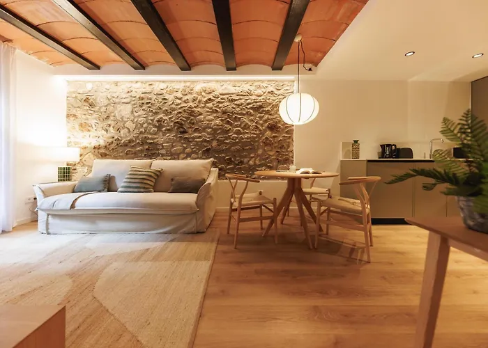 Апартаменты Bravissimo Ballesteries 34, Heart Of The Barri Vell *